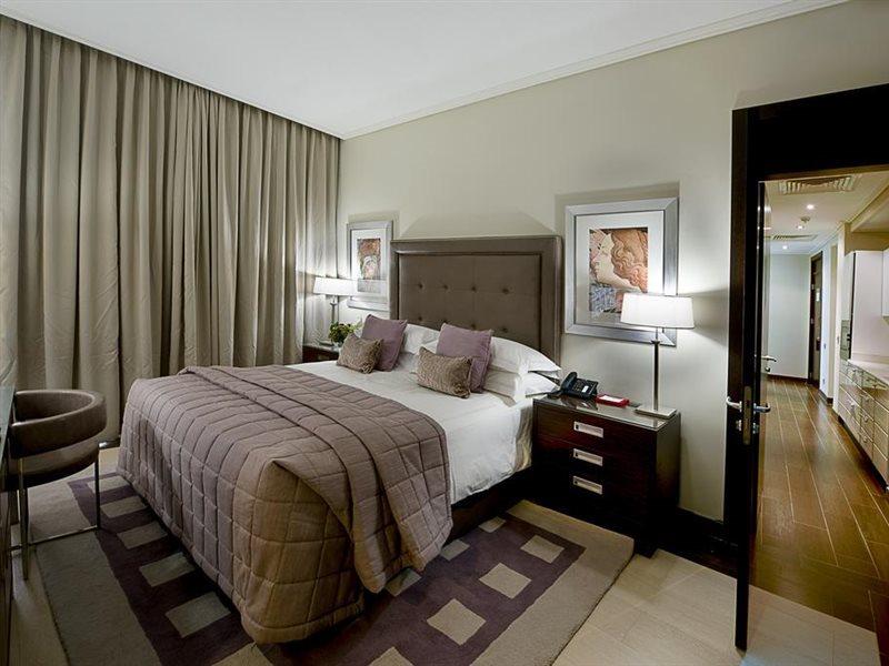 The George Hotel لاغوس المظهر الخارجي الصورة