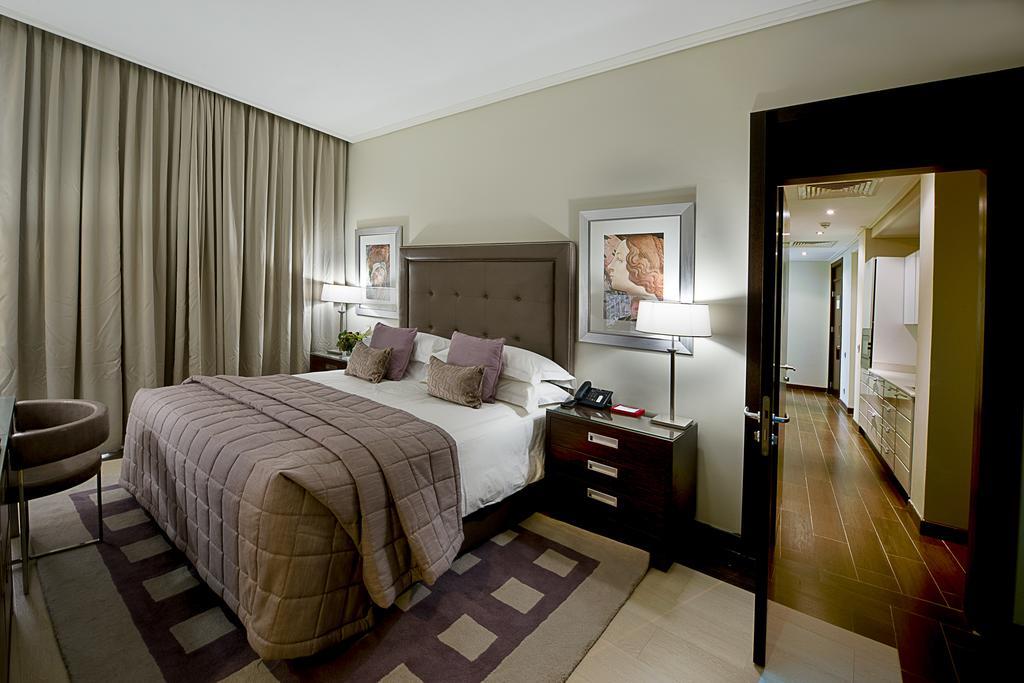 The George Hotel لاغوس المظهر الخارجي الصورة