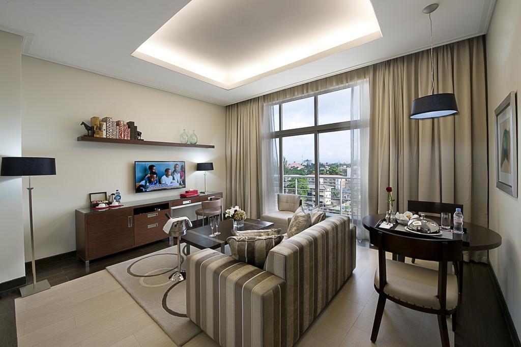 The George Hotel لاغوس المظهر الخارجي الصورة