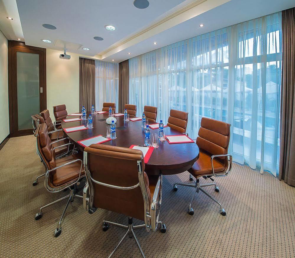 The George Hotel لاغوس المظهر الخارجي الصورة